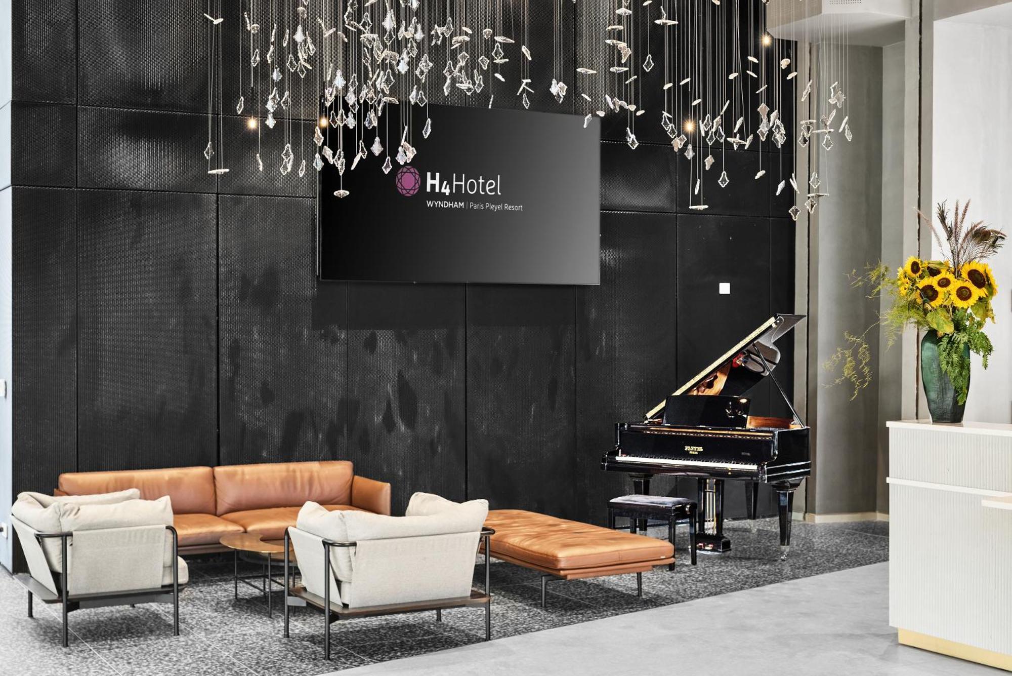 H4 Wyndham Paris Pleyel 4* Saint-Denis (Seine-Saint-Denis)