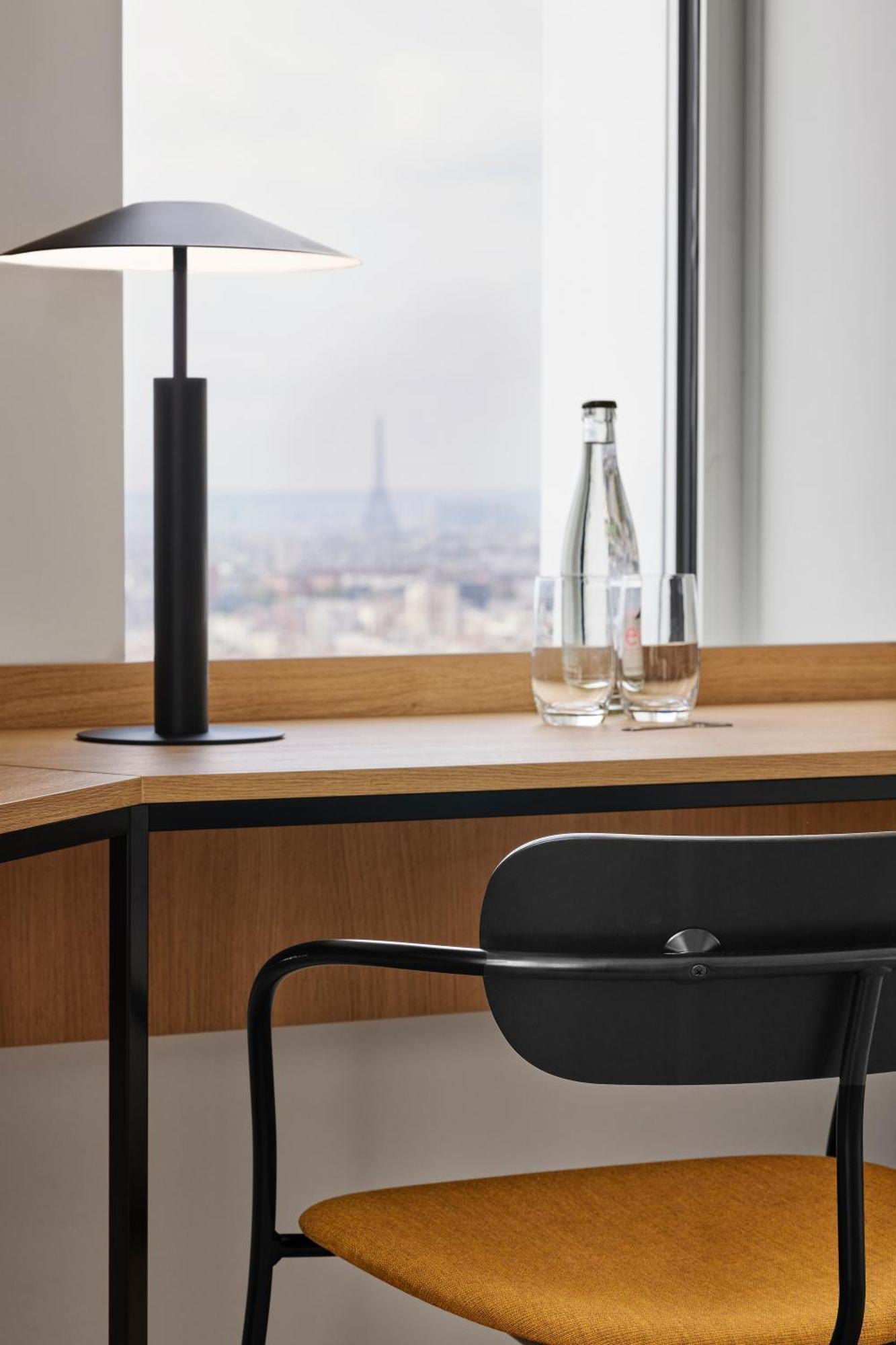 H4 Wyndham Paris Pleyel 4*