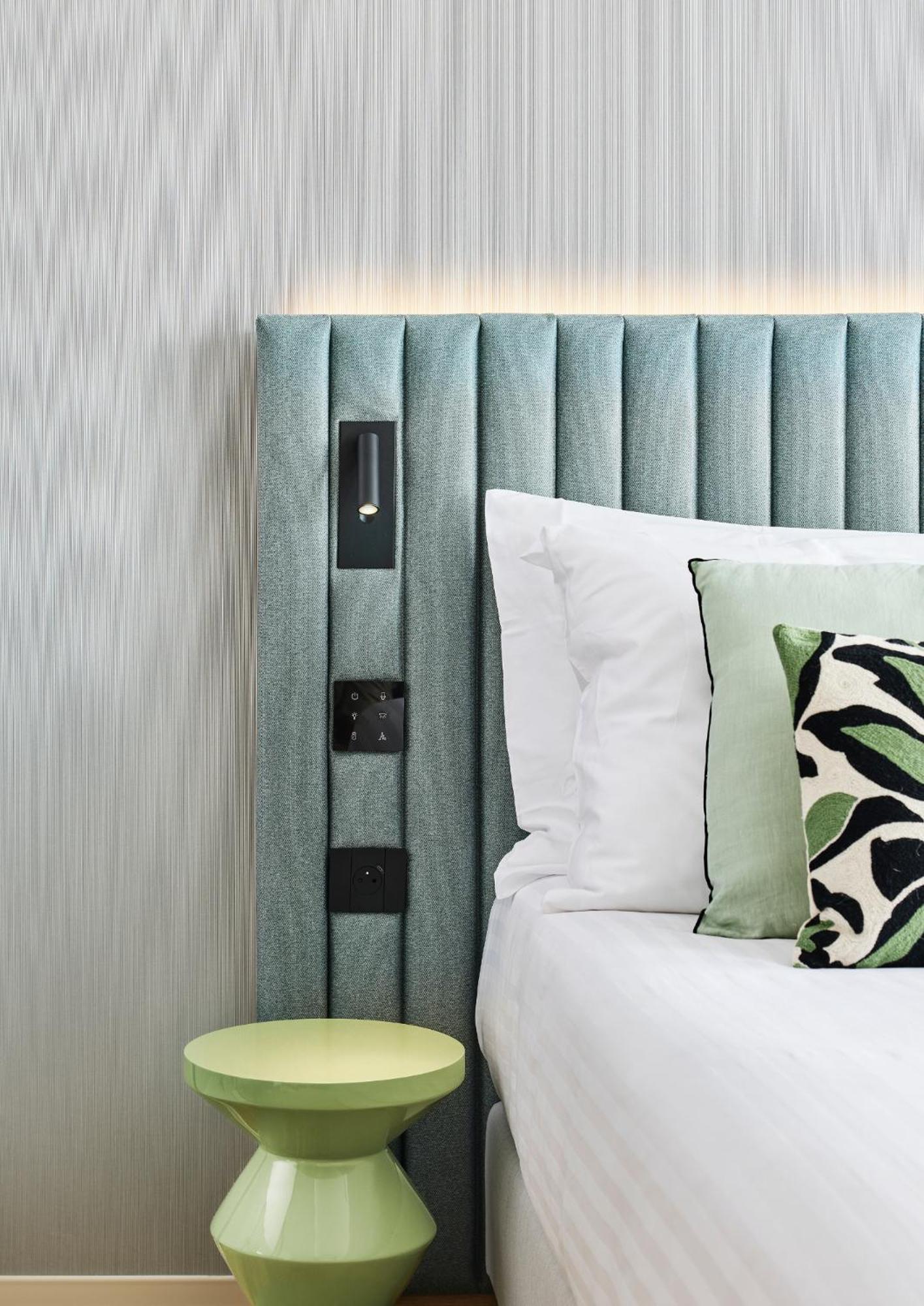 H4 Wyndham Paris Pleyel 4*