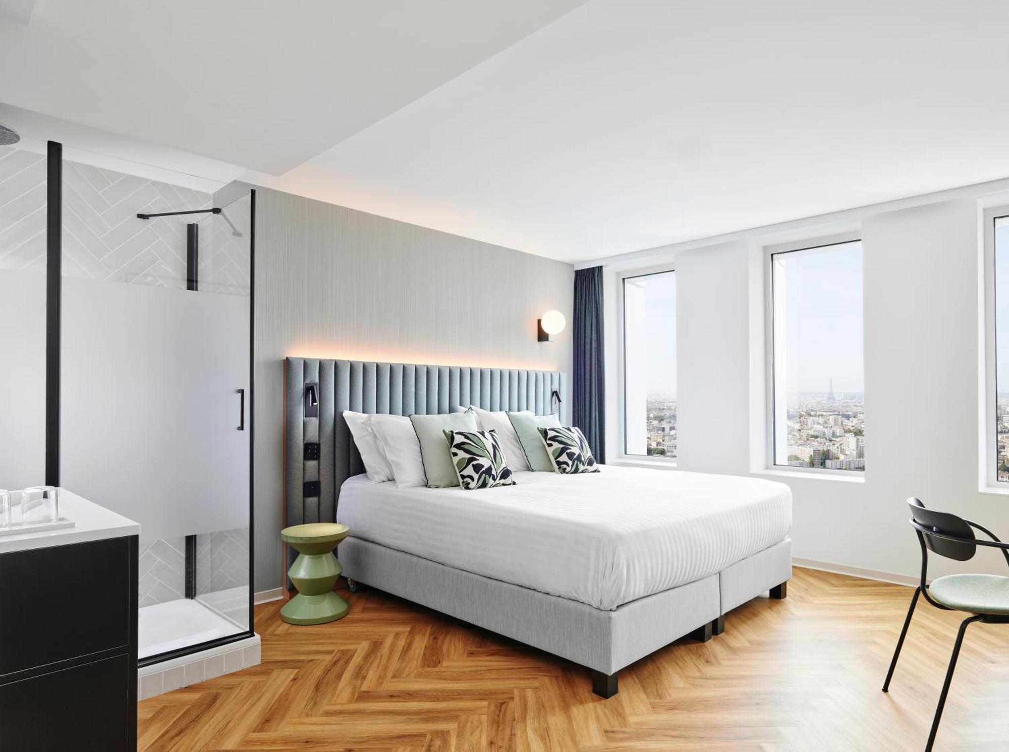 Hotel H4 Wyndham Paris Pleyel 4*