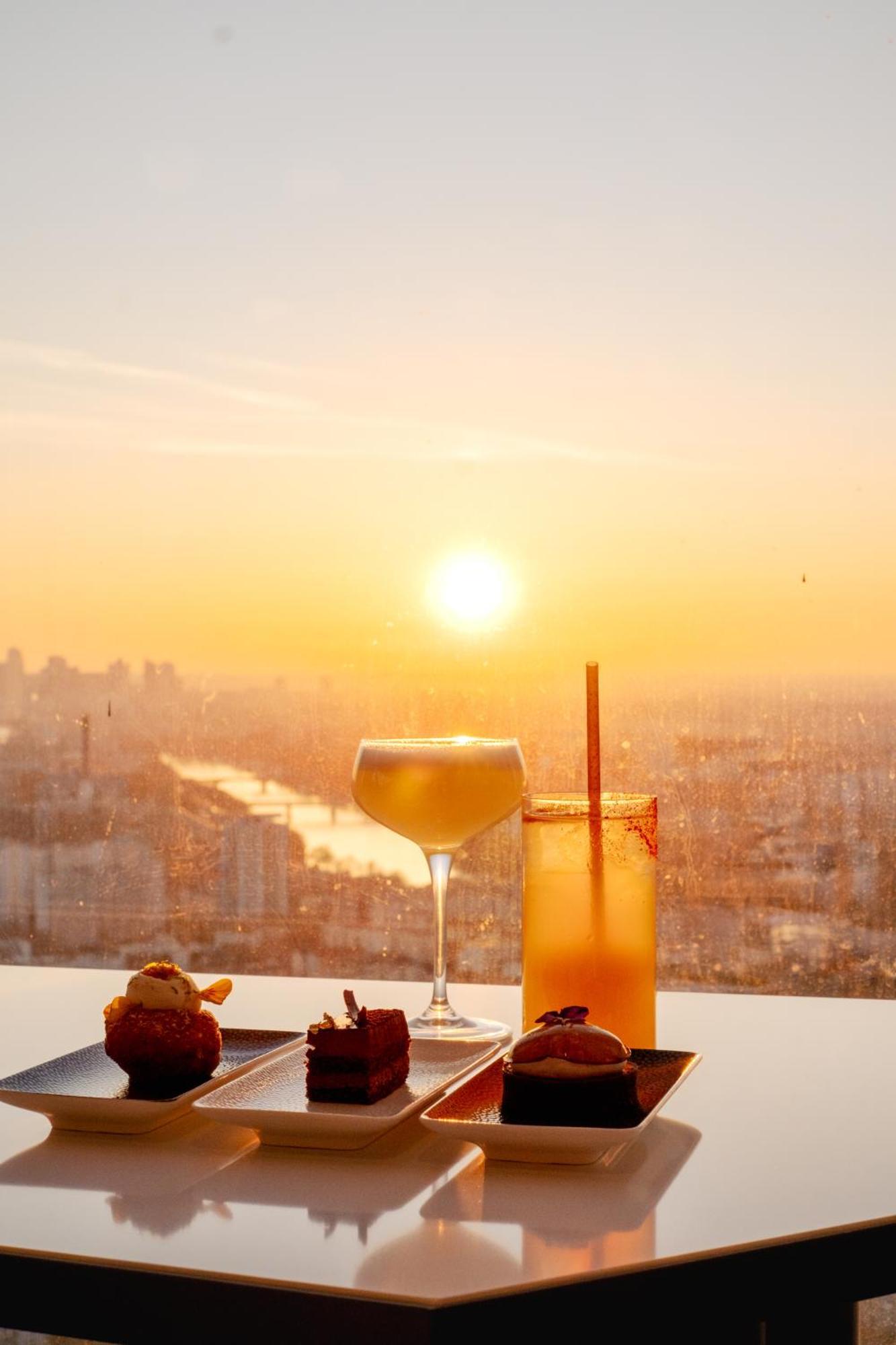 Hotel H4 Wyndham Paris Pleyel 4*